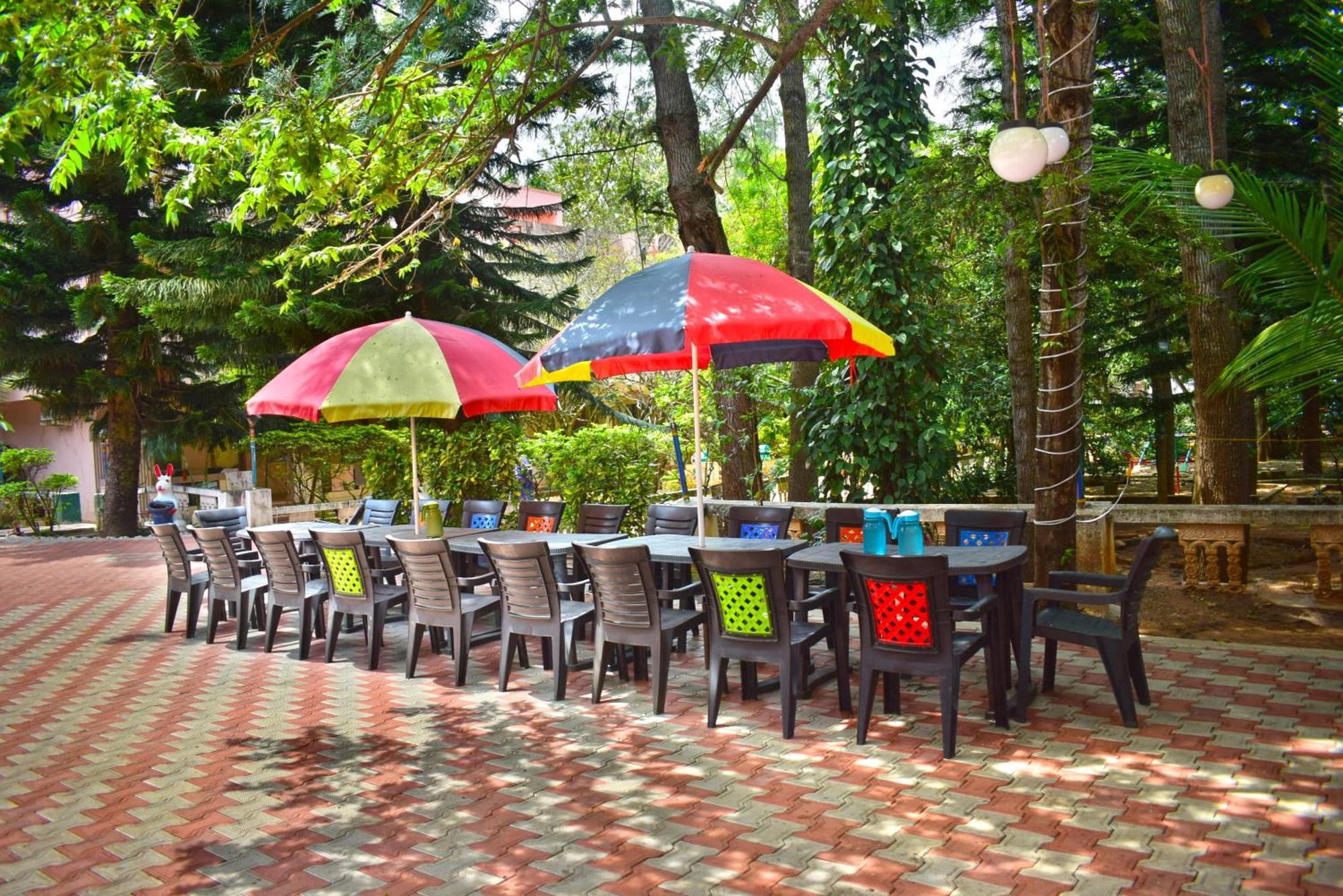 Jains Royal Palace Resorts Yelagiri Buitenkant foto
