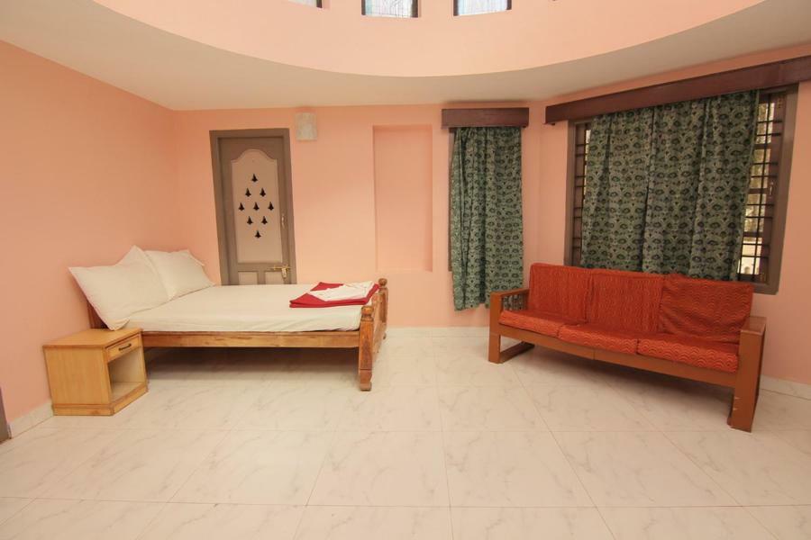 Jains Royal Palace Resorts Yelagiri Buitenkant foto